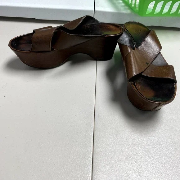Vintage YVES SAINT LAURENT Leather Wedge Cross Strap PlatformSlides 36 sz6/6 1/2 - Picture 2 of 10